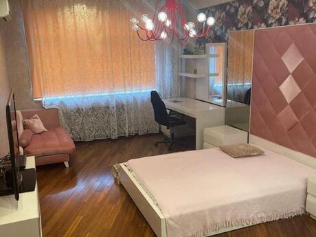 4 otaqlı mənzil, 202 m², Elmlər Akademiyası: 700 000 ₼ 3
