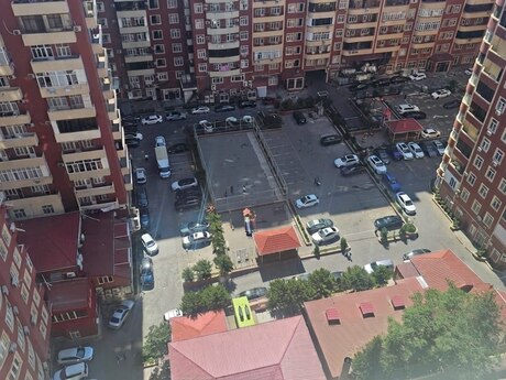 3-комнатная квартира, 137 м², 8-ci mikrorayon: 390 000 ₼ 2