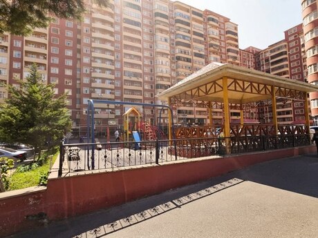 3 rooms · 137 m² · floor 17/17, 8-ci mikrorayon
