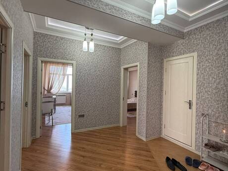 3-комнатная квартира, 130 м², Xalqlar Dostluğu: 250 000 ₼ 3