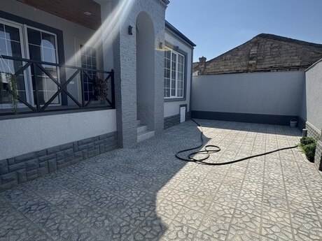 3 otaqlı həyət evi, 80 m², Binə: 105 000 ₼ 2