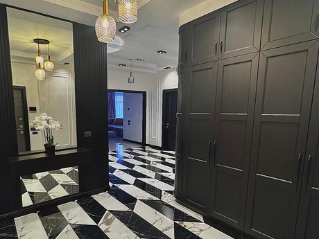 4-room apartment for rent, 170 m², İçəri Şəhər: 2 900 ₼/mo 3
