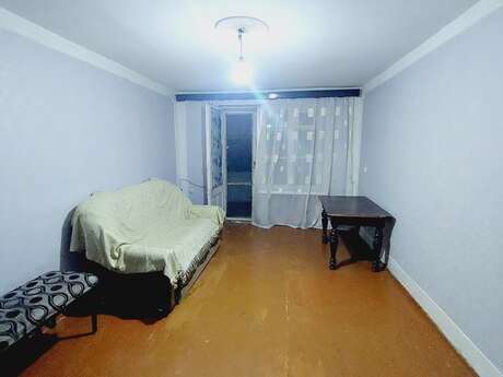 2-room apartment for rent, 52 m², Qara Qarayev: 400 ₼/mo 2