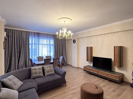 2-комнатная квартира, 100 м², Səbail: 295 000 ₼ 2