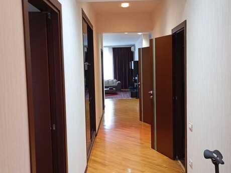 4 otaqlı mənzil, 200 m², 28 May: 699 000 ₼ 4