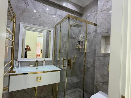 3-room apartment, 158 m², 28 May: 620 000 ₼ 3