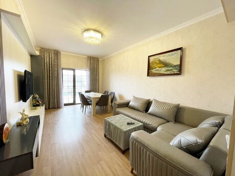 Elan №6471015 - Bakı, 28 May m., 3 otaqlı, 120 m², 4/18 mərtəbə