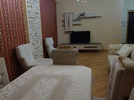 Kirayə 3 otaqlı mənzil, 160 m², Nəsimi: 1 300 ₼/ay 2