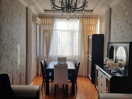 Аренда: 2-комнатная квартира, 75 м², Memar Əcəmi: 650 ₼/мес 5