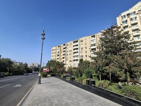 Объявление №6471073 - Баку, м. Элмляр Академиясы, 4-комн., 110 м²