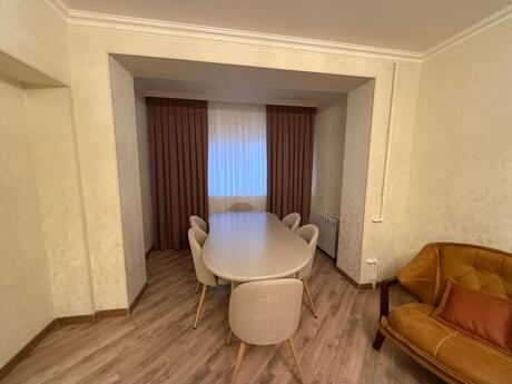 Elan №6471161 - Bakı, İçəri Şəhər m., 3 otaqlı, 110 m², 5/12 mərtəbə