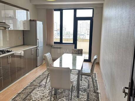 Elan №6471174 - Bakı, Nizami m., 3 otaqlı, 150 m², 5/19 mərtəbə