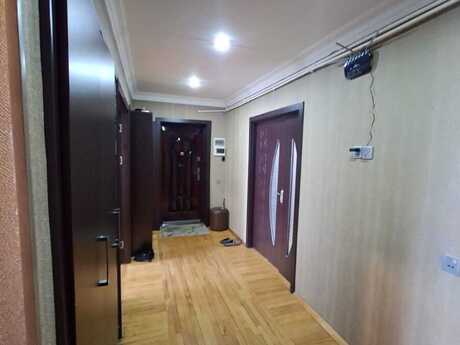 4-room old-build apartment for sale in Bayıl, 120 m², 280 000 AZN, photo 3 / 12