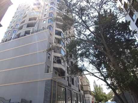4 otaqlı mənzil, 153 m², Nəsimi: 413 000 ₼ 2