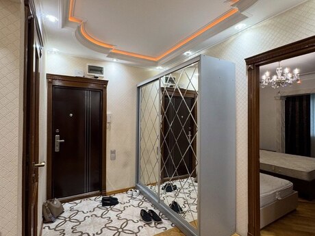 4 otaqlı mənzil, 110 m², Azadlıq Prospekti: 340 000 ₼ 5