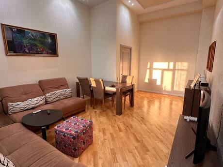 Kirayə 3 otaqlı mənzil, 110 m², 28 May: 1 500 ₼/ay 3