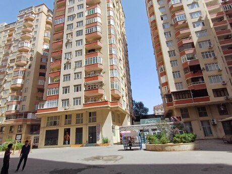 Elan №6471225 - Bakı, Nizami r., 3 otaqlı, 105 m², 8/18 mərtəbə
