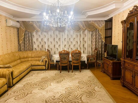 Объявление №6471220 - Баку, м. Шах Исмаил Хатаи, 3-комн., 140 м², 5/17 этаж