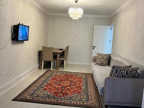Объявление №6471276 - Баку, м. Халглар Достлугу, 3-комн., 70 м², 5/5 этаж