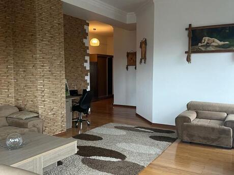 2-room apartment for rent, 76 m², Sahil: 1 000 ₼/mo 3