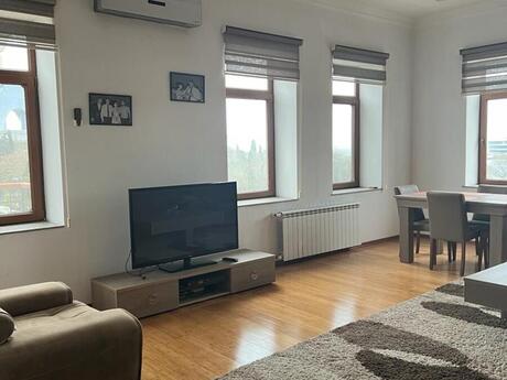 2 rooms · 76 m² · floor 5/5, Sahil