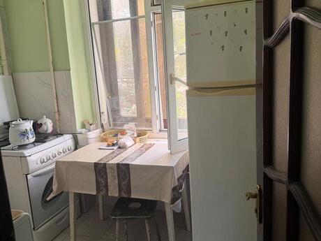 3-room apartment for rent, 86 m², Elmlər Akademiyası: 800 ₼/mo 4