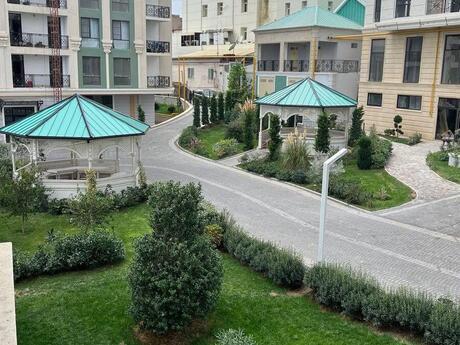 4-комнатная квартира, 178 м², Zümrüd Residence: 538 000 ₼ 4