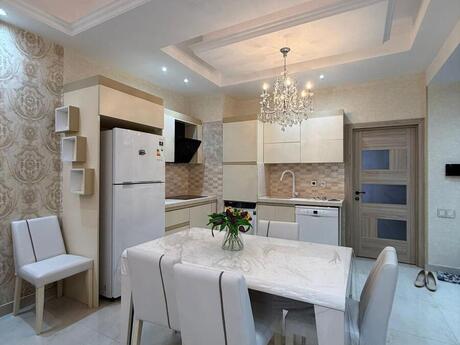 Kirayə 3 otaqlı mənzil, 105 m², Şah İsmayıl Xətai: 2 500 ₼/ay 4