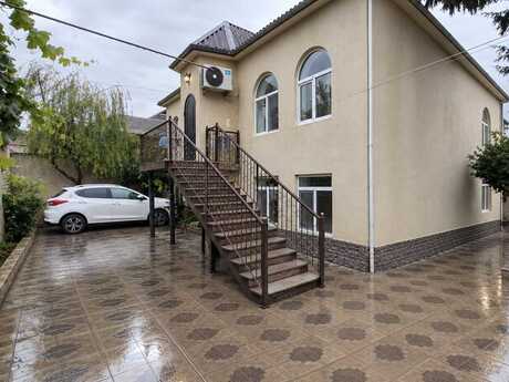8 otaqlı həyət evi, 220 m², Bakıxanov: 260 000 ₼ 2