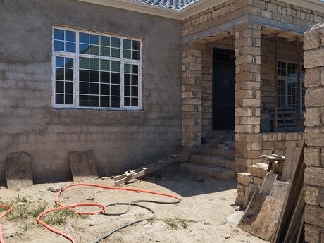 4 otaqlı həyət evi, 104 m², Binə: 105 000 ₼ 2