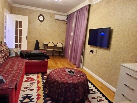 Elan №6471449 - Bakı, Elmlər Akademiyası m., 2 otaqlı, 40 m², 1/5 mərtəbə