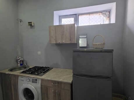 2-room apartment for rent, 50 m², Nizami: 650 ₼/mo 3