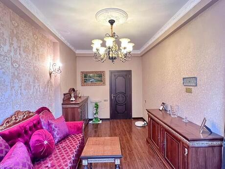 3-room apartment, 110 m², Elmlər Akademiyası: 335 000 ₼ 2