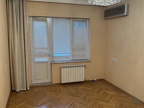 3 otaqlı mənzil, 68 m², Həzi Aslanov: 215 000 ₼ 3