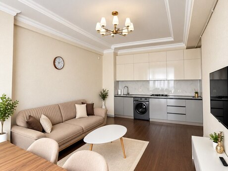 3-room apartment for rent, 90 m², Sky Home: 1 100 ₼/mo 3