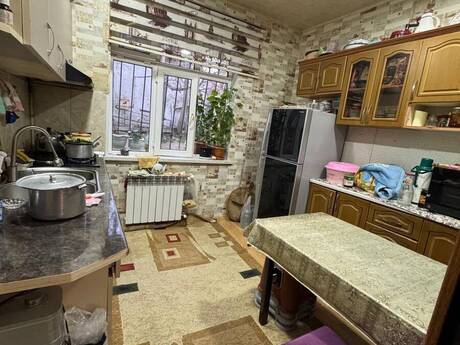 Elan №6471567 - Bakı, Memar Əcəmi m., 3 otaqlı, 75 m², 1/5 mərtəbə
