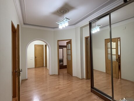 4 otaqlı mənzil, 127 m², Həzi Aslanov: 325 000 ₼ 3