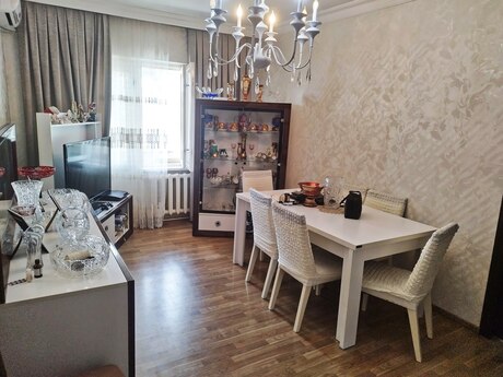 Объявление №6471630 - Баку, Ясамальский р., 5-комн., 100 м², 9/9 этаж