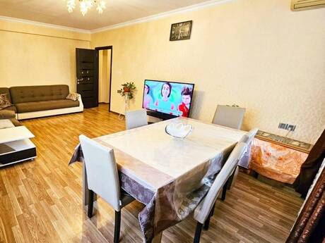 3 otaqlı mənzil, 127 m², İnşaatçılar: 240 000 ₼ 5