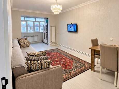 Elan №6471672 - Bakı, Xalqlar Dostluğu m., 3 otaqlı, 70 m², 5/5 mərtəbə