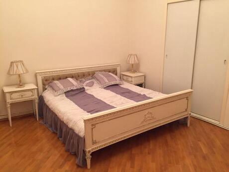 5 otaqlı mənzil, 180 m², Sahil: 1 120 000 ₼ 3