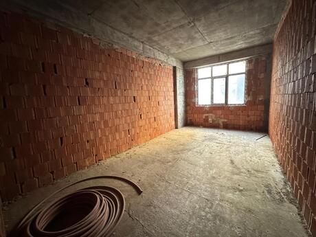 4-комнатная квартира, 215 м², Azadlıq Prospekti: 497 000 ₼ 5
