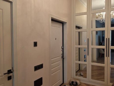 2-комнатная квартира, 72 м², 28 May: 295 000 ₼ 3