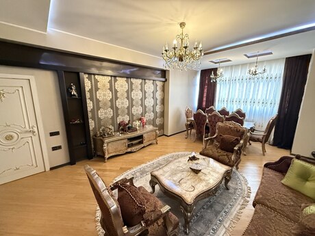 Elan №6310312 - Bakı, Şah İsmayıl Xətai m., 3 otaqlı, 157 m², 14/19 mərtəbə