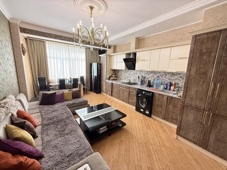 3-комнатная квартира, 157 м², Şah İsmayıl Xətai: 390 000 ₼ 5