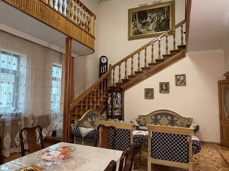 6 otaqlı həyət evi, 350 m², Bakıxanov: 1 100 000 ₼ 5