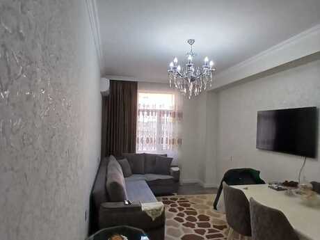 Elan №6471887 - Bakı, Saray q., 2 otaqlı, 60 m², 2/9 mərtəbə
