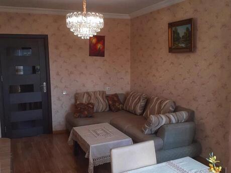 3 rooms · 80 m² · floor 4/5, Gənclik