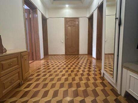 Объявление №6472008 - Баку, м. Низами, 3-комн., 144 м², 3/16 этаж