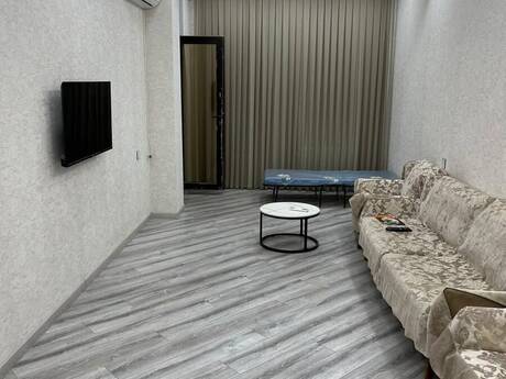 Elan №6472014 - Bakı, Gənclik m., 2 otaqlı, 95 m², 12/18 mərtəbə